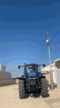 نيهولند للبيع حجم155 موديل2003گير و مكينه مو مفتوح فول فول اوتوماتيك رقم موبايل(***********)
