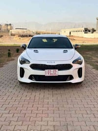 كيا ستينگر 2023  GT Line 🌹 بجم و خلفى سياره كبس برغي ما مفتوح رقم شاصى...