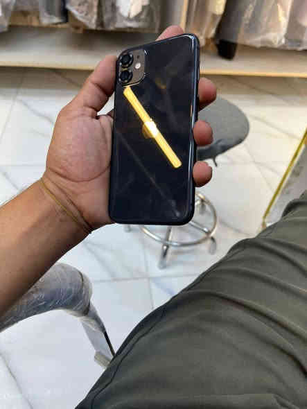 سلام عليكم
ايفون11 العادي للبيع
الجهاز نضيف موضح بل صوره
البطاريه90
الذاكره128
بي مشكله بسيطه وهيه سماعه تصال تشكل
السعر200 قفل
العنوان بغداد الشعب اللاتصال ***********
