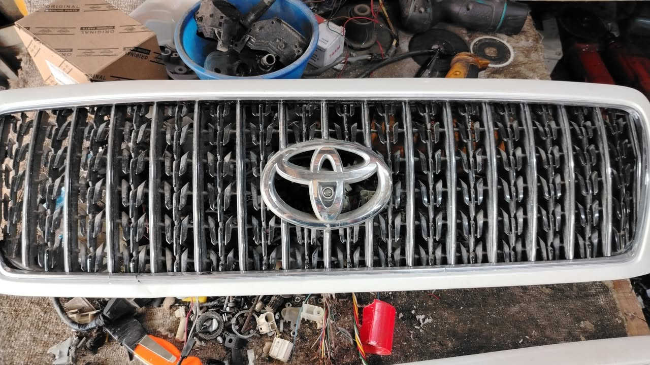 سلام عليكم بيع وتحوير انواع العطرات للملكه وراس ثورفلات والبطه بيد ابوحيدر النجفي بدايه صناعي النجف مقابل مجمع محمدشبع ***********يوجدتوصيل جميع المحافظات
