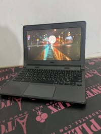 للبيع لابتوب  دلل سعر٦٠الرقم 07885247573