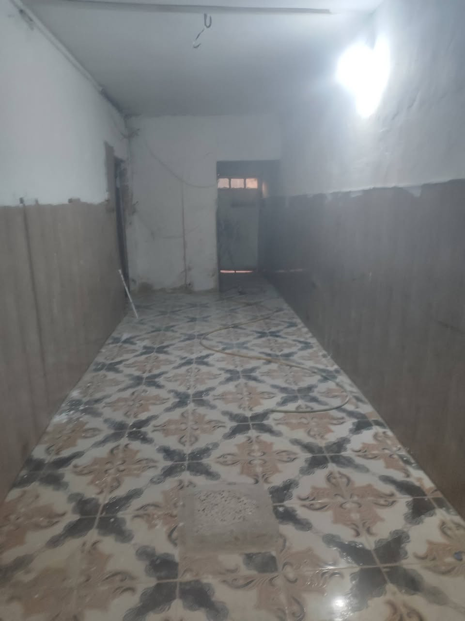 دار للايـــــــــــــــــجار
#الموقع حله قرب شارع 100 او خلف مول اهل الخير بل تجاوز

سعر الايجار 150الف

بيت للايجار المساحه 150م

يتكون من غرفه نوم ومطبخ وصحيات هوال حديقه 

اكثر ستفسار مراجعه مكتب الجشعمي للعقار 

              ((بإدارة احمد الباشه))

          ***********☎️

***********☎️
