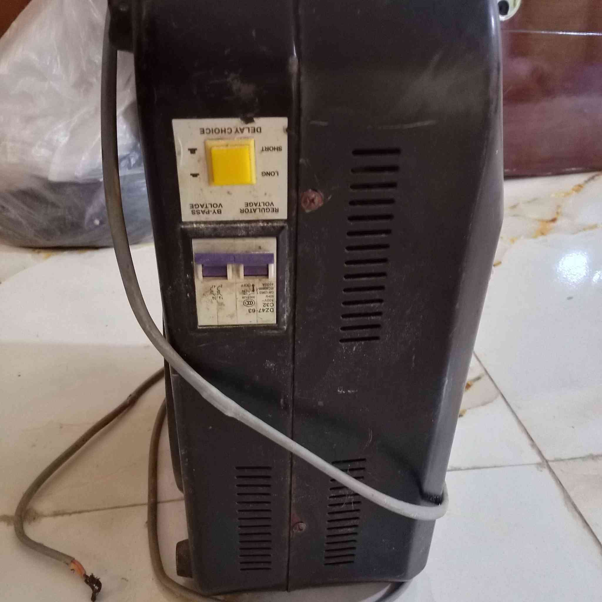 للبيع جهاز رافع التيار يشغل 2 طن بس يحتاجله مقاومات و السعر 85 وبي مجال ابو الخصيب, البصرة


**إذا كنت صاحب هذا الإعلان وتريد حذفه لأي سبب، رجاءا أرسل رسالة إلى الدعم الفني**
