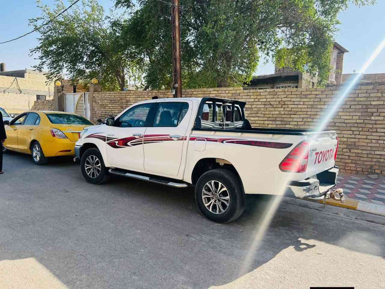 سلام عليكم سياره البيع سعودي  موديل 2016مكفوله كفاله عامه محرك وكير وكشر  وتخم تايرات  سعر 265وبيه مجال ***********
