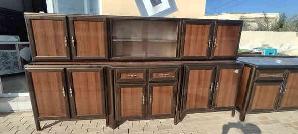 كاونتر 3 مترات مستخدم فول نضيف السعر 500 الستفسار عل رقم 📱 ***********
