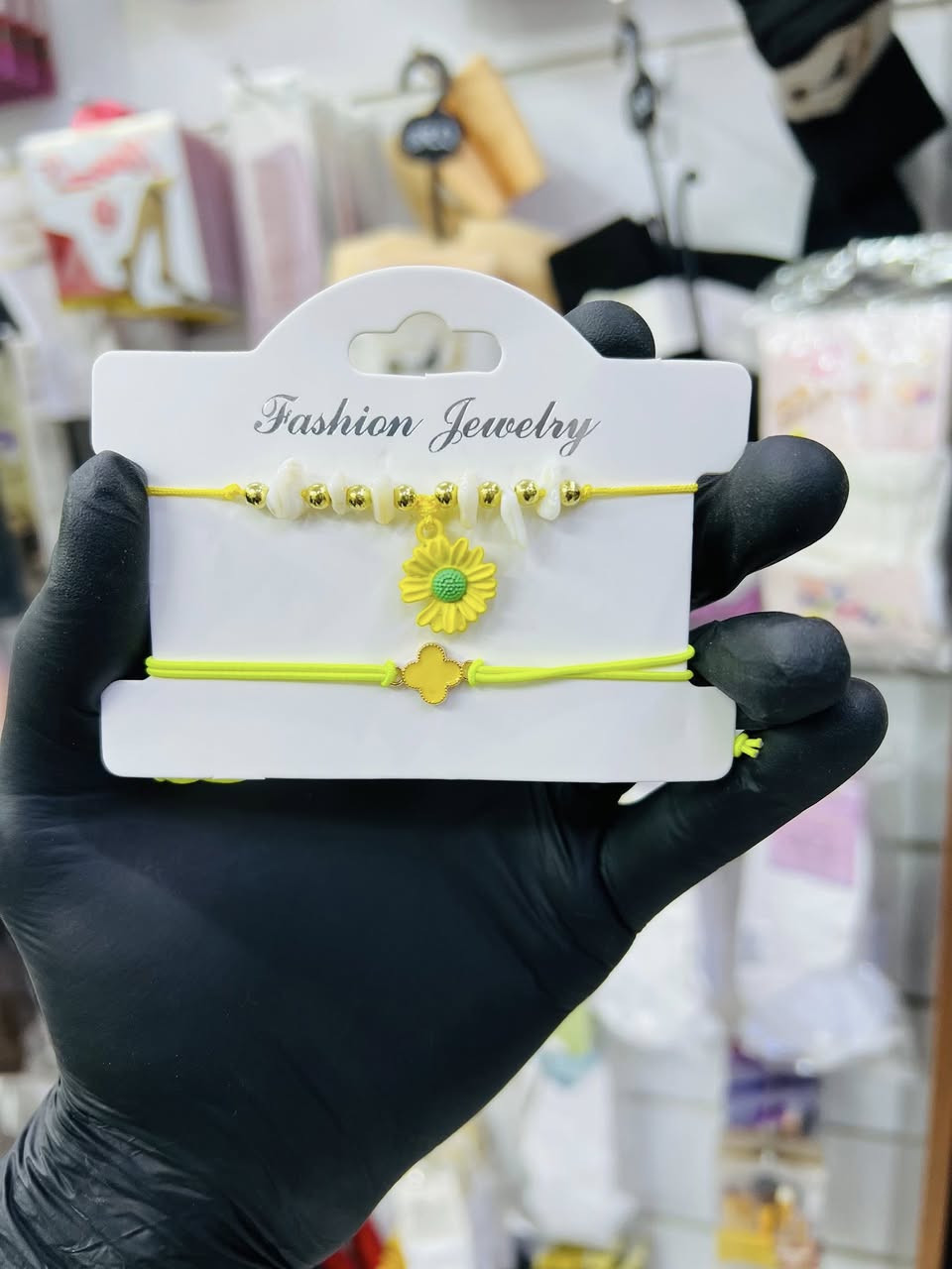 اكسسوارات باربي ✅

توفر اسوار ثنائي سحب 

اسوار الوان الصيف الزاهية 💚💙

السعر الف دينار


**إذا كنت صاحب هذا الإعلان وتريد حذفه لأي سبب، رجاءا أرسل رسالة إلى الدعم الفني**