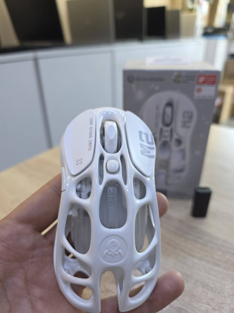 Mouse Gravastar Mercury M2
ماوس گراڤاستار میرکوری 
جدید
نوێ بەکارنەهاتوو تەنها لە کارتۆن دەرهاتوە
هەولێر 
***********
