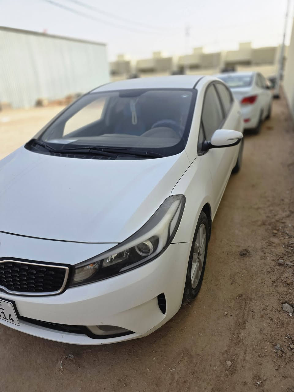 السلام عليكم
سيراتو 2017 رقم اربيل الجديد باسم شركة في النجف ماشية 150الف  بيه فقط بارد بسيط بطرف الچاملغ الامامي مكفولة من صبغ وتبديل وكفاله الگير والمحرك  للاستفسار(***********) السعر 136 $
