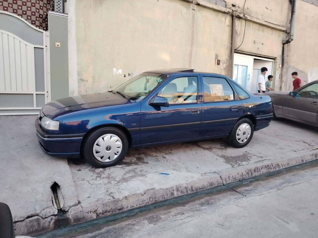 السلام عليكم للبيع اوبل فكترا حجم 20 تماتيك الاستفسار عل رقم ***********
