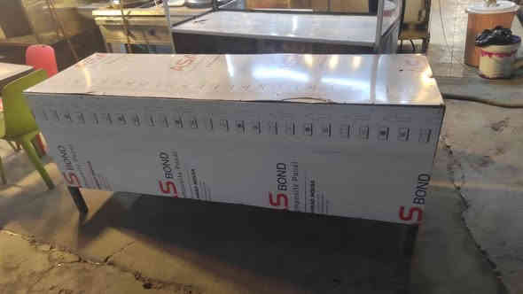 سلام عليكم اغراض للبيع اخو الجديد في بغداد مدينه الصدر مال مطعم مستخدم ***********
