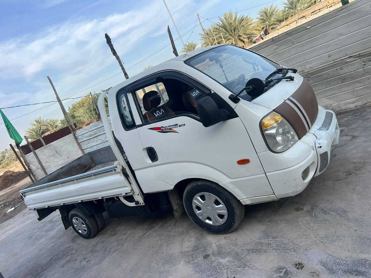 السلام عليكم مكلف بالنشر كيا بنكو مسكر موديل 2008 رقم البصرة صدامي معامله كامله السياره جاهزه محرك وكير جدد حداده جديده تخم تاير دوشمه جديده السعر ٧٣ وبيه مجال لشراي مكان السياره حله قضاء الهاشمية ‏‪***********‬‏
