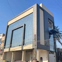 متوفر كادر بورسلين وكيرتن ول وفرنتك في العمارة موبايل 07753699336