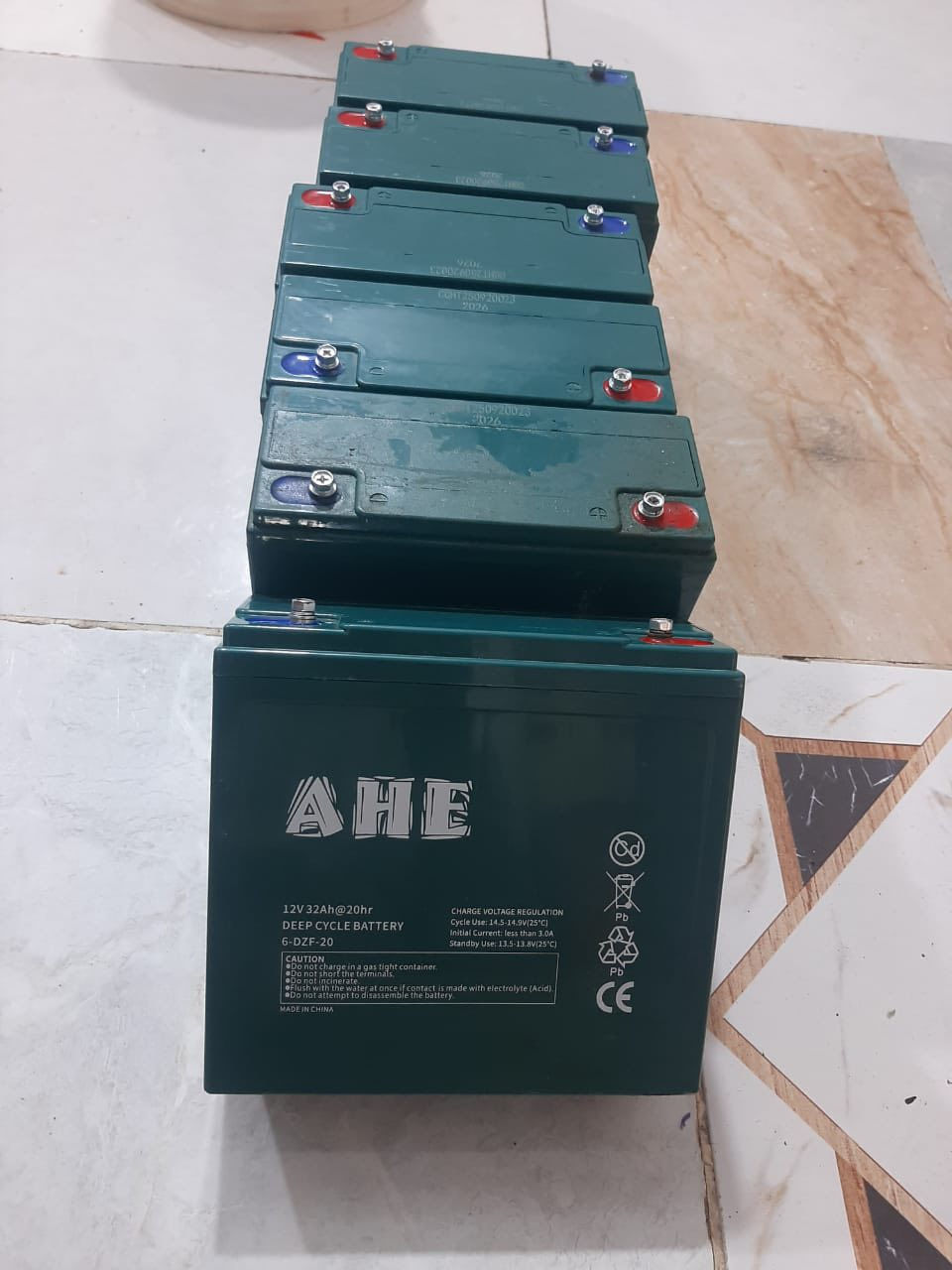 للبيع بطاريات وينلي صاعقه AHW X26 انتاج ٢٠٢٦ نظيفات كلش سعر ١٥٠ الف وبيهن مجال قليل ابو الخصيب الحي العسكري ***********
