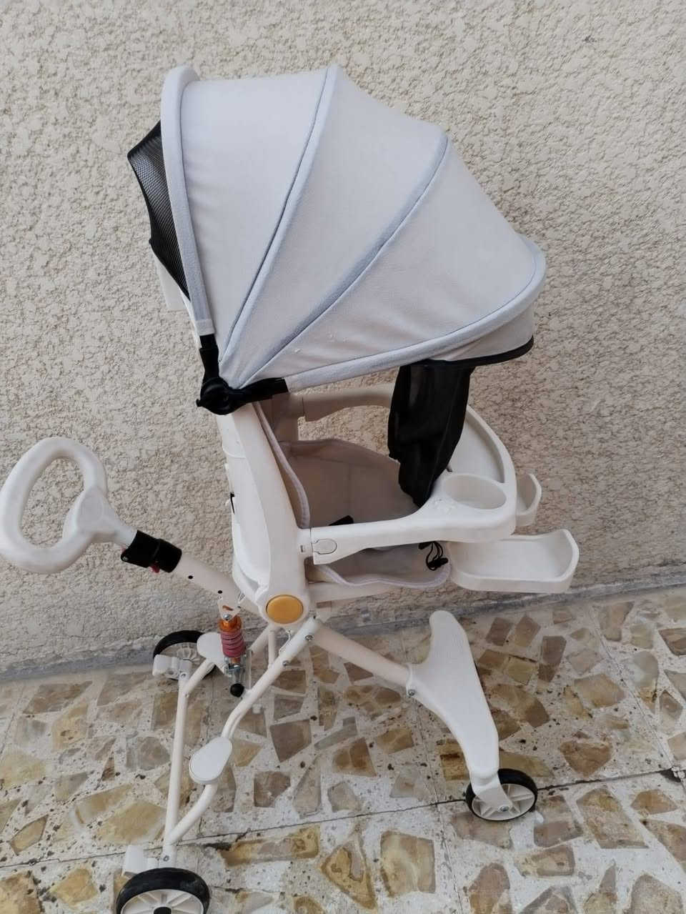 عربانه للبيع قليل استعمال اخت جديد سعره 50 وبيه مجال
استفسار مراسله ع هذا رقم ***********
