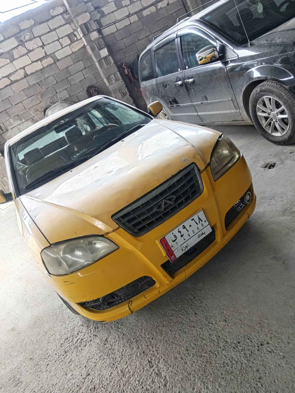 سلام عليكم عيني لبيع شيري كوين محوررر كوله 2011 بغداد مكان الانبار سعر 30 وبيه مجال ***********
