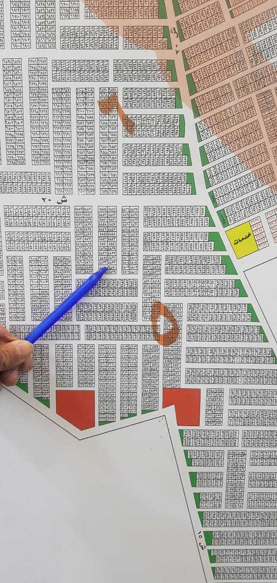 ***********
قطعة ٥٨٣٣مساحة ٢٠٠متر مقاطعة ٢على ١٠ السعر ٨٢
