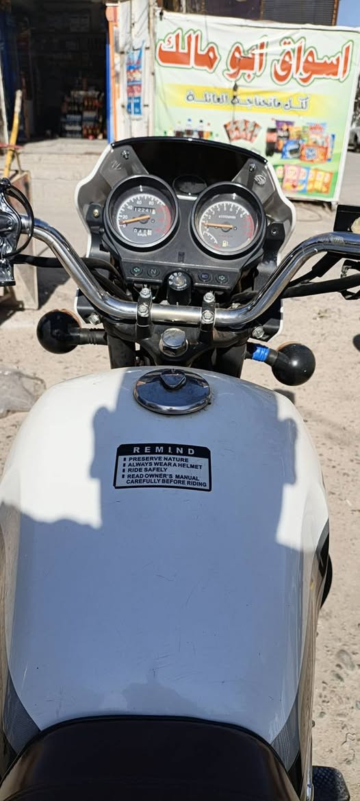 دايوان موديل 2023 طالعه بل 2025 رقم وسنويه بغداد تحويل ثاني يوم ماشيه 12000الف  دراجه كفاله عامه ماداخله تصليح ايشي بلمكينه بلشاصي ترجع ضمان سبوع للبيع السعر مليونين 2600 وبيه مجال مكاني شعب ***********
