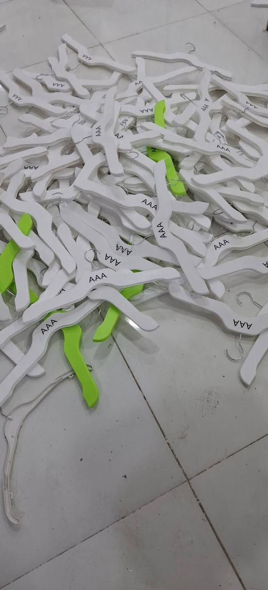 تعاليك للبيع البصره ***********
