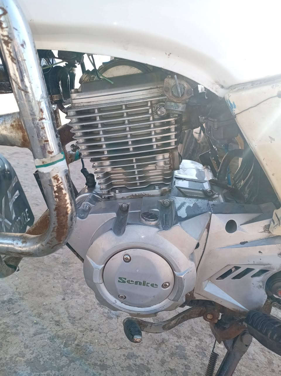 السلام عليكم دراجه سينج للبيع موديل 16 محرك 150 السعر 300 قفل غير متواجد على الفيس***********
