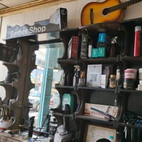 ميز حلاقه جديد ستخدام قليل سعر مناسب  07732144309