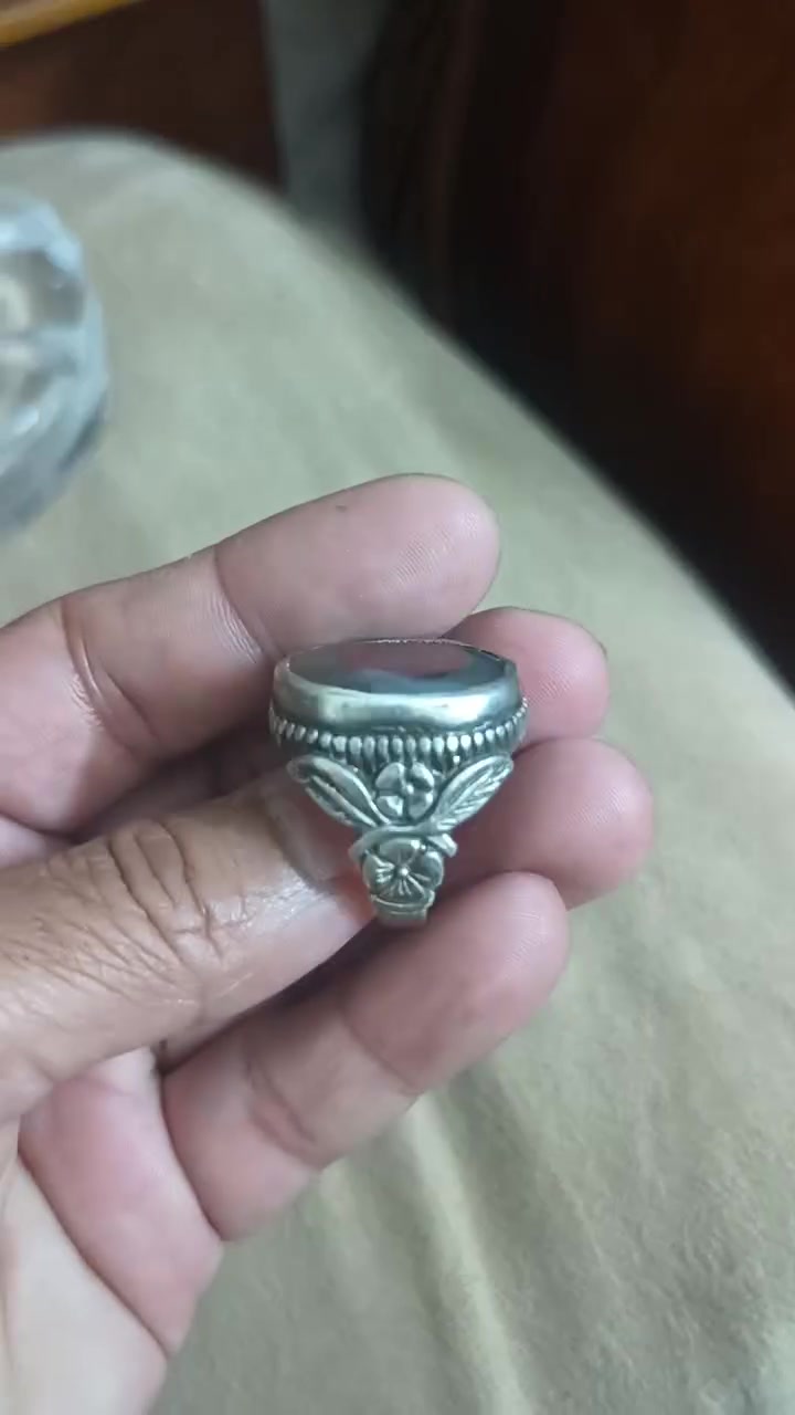 عقيق يماني مصور قياس 22 للبيع


**إذا كنت صاحب هذا الإعلان وتريد حذفه لأي سبب، رجاءا أرسل رسالة إلى الدعم الفني**