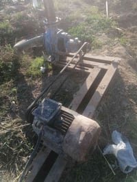 ماطور ١٥ حصان مع خنزيره ضغط للبيع المكان بيجي 07819770701