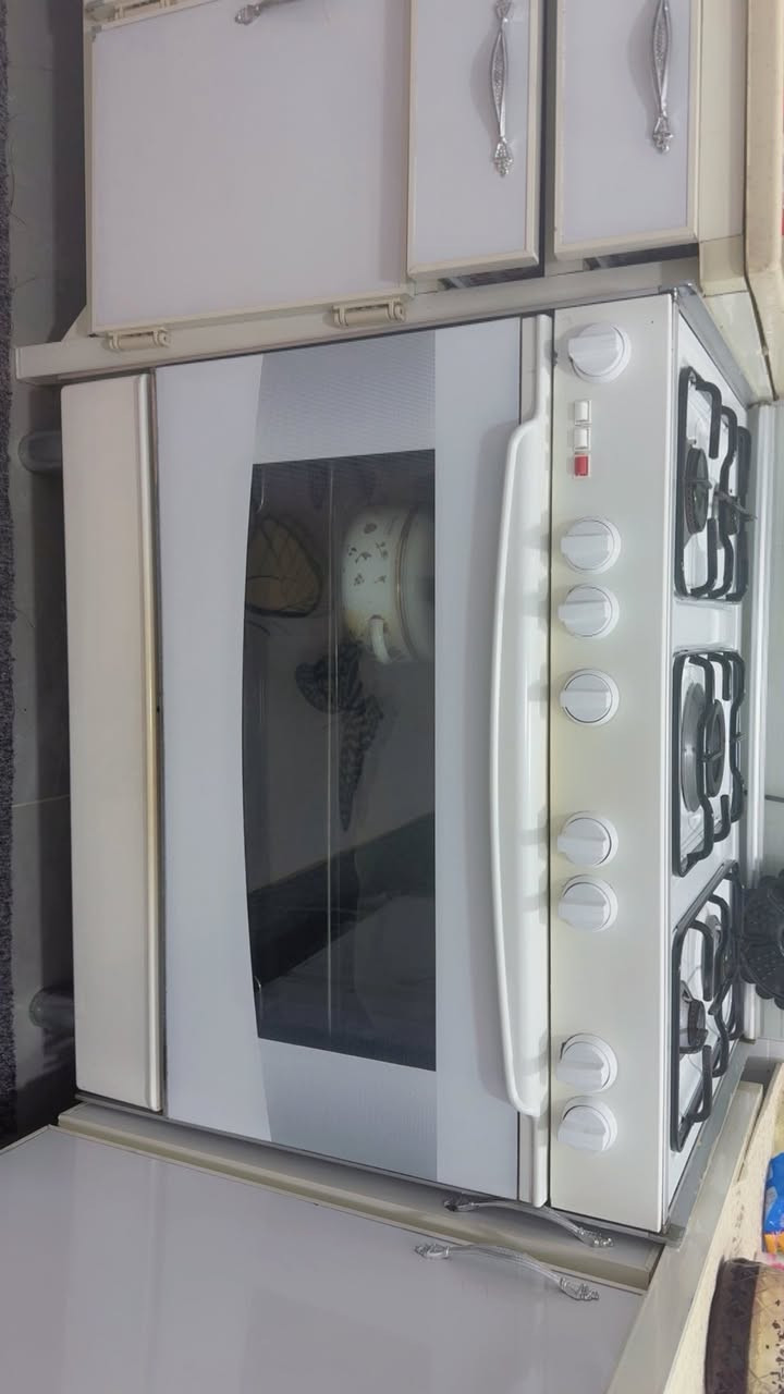 س ع طباخ للبيع كلش نظيف ومرتب ونظام تشغل وحد الفرن الجوة والفوك كلمن يشتغل بوحده سعره ٢٢٥وبيها مجال اان شاءالله


**إذا كنت صاحب هذا الإعلان وتريد حذفه لأي سبب، رجاءا أرسل رسالة إلى الدعم الفني**