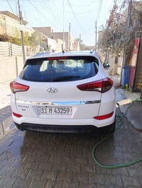 توسان الشكل الجديد موديل ١٦ رقم بغداد  ماشيه ٧٤حقيقي بدون صبغ ولا تبدي...