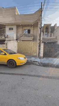 #لـلـبـيــع في السيدية ( الكوخ للتطوير العقاري ) مشتمل سكني كلاسك بسعر ارض مناسب جداً 270 مليون وقابل للتفاوض مربع الضباط خلف شارع الكويتي شارع 12 

مساحة 73 متر الواجهة 5.5م متكون من غرفتين نوم وصالة ومطبخ وخدمات وكراج ‏‎

عندك بيت 🏠 وحاير شلون تبيعه احنة نجيبلك المشتري وبسعر الذي يناسبك

عندك بناء 🏗️ وما عندك وقت تبني احنة نبني لك بأسعار تنافسيه وبكوادر هندسيه مع توثيق مراحل العمل بالتصوير حتى تكون مطمئن

(التعامل والتفاوض مع صاحب العقار مباشر)

أهم انواع الاستثمار المالي هو الأستثمار العقاري .... مع الكوخ للتطوير العقاري . تستطيع استثمار اموالك بطريقة أمنة بشراء عقار في منطقة السيدية .
________________________________
للاستفسار الاتصال او المراسلة على :-

***********📞

 او زيارة موقع الشركة 📍
السيدية الضباط شارع المركز
الكوخ للتطوير العقاري
