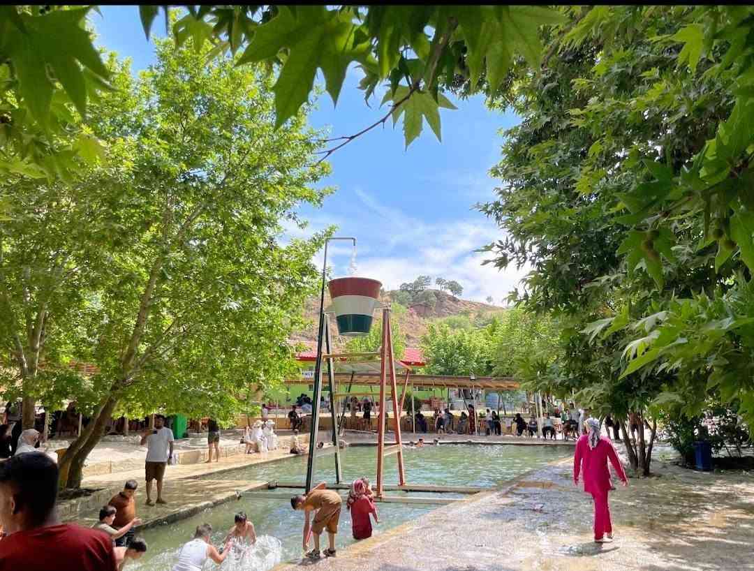 #سفرات الى دهوك  من شركاط / جنوب الموصل  يوم الجمعه
🍁 الى مدينة دهوك 🌷🌹 يوم ثلاثاء و الجمعه 
نطلاق من شركاط /جنوب الموصل 

🟡متوفر حجز عن طريق ال واتساب كل10شخاص واحد مجانا

برنامج مصايف زاخو داخل دهوك نفر (15) الف يشمل 👇 

✅مصيف دشتتاخ حدود تركيا 🏞️
✅مصيف شلال شرانش
✅مصيف سنوبر
✅حديقة حيوانات
✅مطعم
✅فاملي مول دهوك
✅كورنيش زاخو او جبل زاوة ختياري
✅نطلاق كل يوم الثلاثاء الجمعه

✅برنامج مبيت دهوك زاخو نفر (30) الف
يشمل نقل مبيت فطار صباحي

✅مصيف دشتتاخ حدود تركيا 🏞️
✅مصيف شلال شرانش
✅مصيف سنوبر
✅مطعم
✅فاملي مول دهوك
✅كورنيش زاخو او جبل زاوة ختياري
✅من ثم ذهاب الى الفندق
✅اليوم الثاني مصيف شيرانة
✅مصيف سولاف
✅مصيف اشاوه
✅مطعم / حديقه حيوانات/ سد دهوك ختياري
✅برنامج يشمل نقل مبيت فطار صباحي
✅نطلاق البرنامج يوم الجمعه

 
✅باص خاص للعوائل ✅باص خاص لشباب

نتمنى لكم رحلة جميلة ومميزة ❤️
🟡متوفر حجز عن طريق ال واتساب او مراسله صفحه
شركه جنوب الموصل لسياحة والسفر

اهلا وسهلا تنورنا بكل وقت
للحجز اتصل  ***********
او مراسله الصفحه
شركه جنوب الموصل لسياحة والسفر
