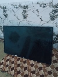 شاشة ٤٢ • سمارت • ستلايت