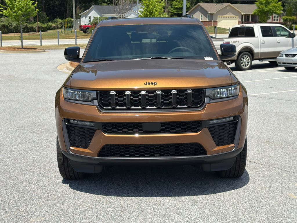 البيع بسعر البنك المركزي ..
🇺🇸2026 JEEP GRAND CHEROKEE L LIMITED
🇺🇸جيب جراند شيروكي L ليميتد 2026
🇺🇸15ميل
🇺🇸مدة الوصول 50يوم 
🇺🇸موقع السيارة جورجيا 
🇺🇸كلين تايتل 
💎7راكب ،،
شاشة معلومات وترفيه وسطية تعمل باللمس مقاس 12.3 بوصة.شاشة عدادات رقمية للسائق مقاس 10.25 بوصة.تدعم نظامي آبل كاربلاي (Apple CarPlay) وأندرويد أوتو (Android Auto) لاسلكياً.
نظام تثبيت السرعة التكيفي.نظام التحذير من الاصطدام الأمامي مع مكابح الطوارئ التلقائية ورصد المشاة.نظام المساعدة في الحفاظ على المسار.
كاميرا 360درجه 
فتحةًسقف
العجلات: 20 بوصة × 8.5 بوصة،
مقاعد مدفئه امامي خلفي
مقعد الذاكرة

✅ بيع مباشر 
✅ فحص وتدقيق كامل قبل الشحن
✅ شحن مضمون إلى جميع الموانئ العراقية
✅ استلام رسمي ومعاملة كمرك كاملة
✅ شفافية كاملة بالعقد والفاتورة...
تواصل خاص


**إذا كنت صاحب هذا الإعلان وتريد حذفه لأي سبب، رجاءا أرسل رسالة إلى الدعم الفني**