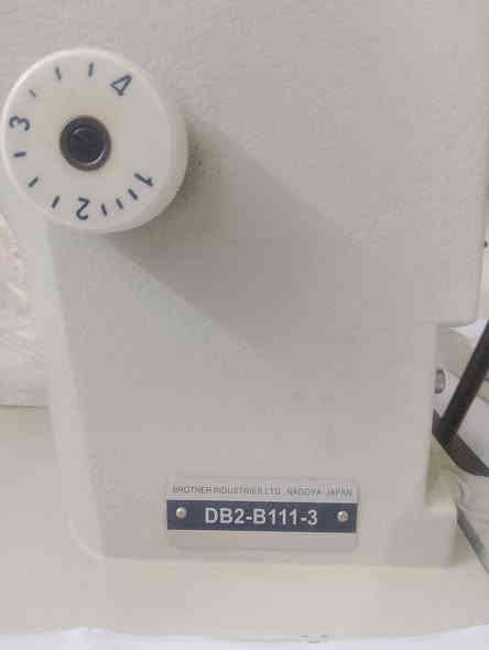 سلام عليكم 
مكينة خياطة للبيع نوع ( برذر ،brother) السعر 200
***********.. المكان الفهود
