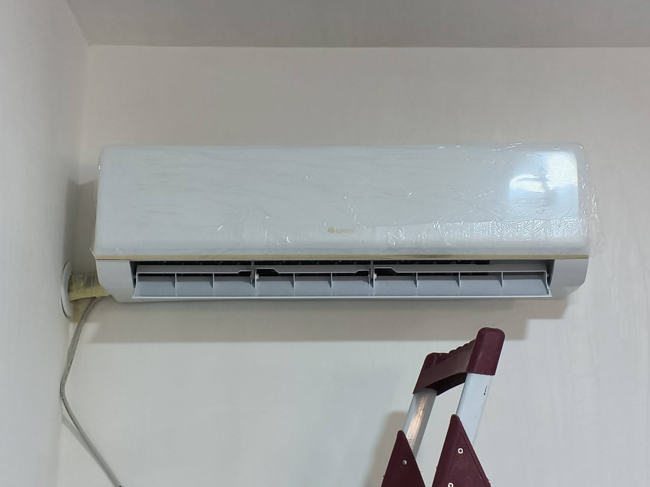 ‎⚙️ مركز المهندس للتبريد والتكييف ⚙️
‎نقدّم لكم خدمات متكاملة وبكادر هندسي متخصص وخبرة عالية 👷🏻‍♂️
‎خدماتنا
‎🛠 صيانة جميع الأعطال
‎🔩 نصب أجهزة التبريد والتكييف
‎🚿 تنظيف وغسل احترافي
‎نصل إليك لباب بيتك وبأفضل الأسعار 💵
‎📍 العنوان: كربلاء المقدسة في كل احيائها
‎https://wtsi.me/9647805734246
‎                         ☎️ ***********    
‎                         ☎️ ***********
‎                         ☎️ ***********
‎                         ☎️ ***********
‎
‎أسعار نصب السبالت 🔩
‎
‎نصب سبلت 1 طن — 35  الف
‎نصب سبلت 1طن ونصف __ 40 الف
‎نصب سبلت 2 طن — 40 الف
‎نصب سبلت 3 طن — 50 الف
‎
‎أسعار غسل السبالت  تفصيخ🚿
‎
‎غسل سبلت 1 طن — 30  
‎غسل سبلت 2 طن — 40
‎غسل سبلت 3 طن — 50
‎غسل سبلت موقعي (بدون فتح) — 25 لجميع انواع السبالت
‎
‎شحن الغاز الأصلي ❄️
‎
‎شحن غاز 1 طن — 40
‎شحن غاز 2 طن — 50
‎شحن غاز 3 طن — 75
‎
‎فتح السبالت
‎
‎فتح 1 طن — 15
‎فتح 2 طن — 20
‎فتح 3 طن — 25
‎
‎باكج متكامل (فتح + شد + غسل)
‎
‎1 طن — 50
‎2 طن — 65
‎3 طن — 75
‎
‎خدمات إضافية
‎✔️ لحم ليك + غسل + شحن السبلت — 100
‎✔️ تأسيس منازل بنظام الدفن الداخلي
‎✔️ صيانة موقعية لجميع الأعطال
‎🛑 جميع قطع الغيار أصلية 100%
‎📲 جميع الأرقام متوفرة واتساب
‎لا تحتار إذا عندك عطل أو تنظيف  اتصل بينا ونجيك فوراً 🚗
‎#تصليح_موقعي #نصب_سبلت #غسل_سبلت #قطع_اصلية #خدمة_مضمونة
