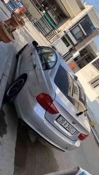 للبيع فقط   E90  330 n52  مديل 2009 رقم ديالى عنوان بغداد المنصور مكين...