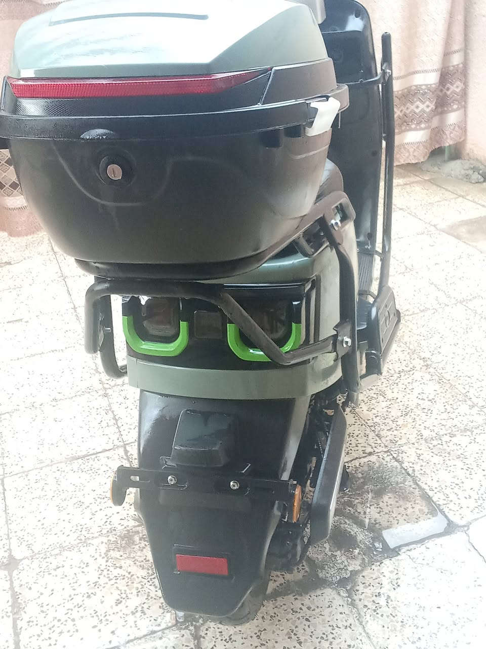 بيع دراجه 6بطاريات سعر 950وبي مجال ***********
