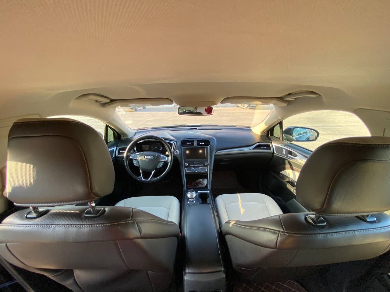 سلام عليكم 
للبيع فورد فيوجن موديل 2020
مواصفات SE
عداد 96 الف
حجم محرك 1500 تيربوو
استخدام شخصي على ايد واحد سياره
مكفولة من گير محرك حدادي و كهربائيات 
سيرفس كامل مكمل جديد من شريكة القاصد
باتري و طايرات جديد
سيارة وارد امريكي بيها شبرين صبغ جوة قبغ بنزين يعني شويه بس هلال جاملغ ورا سائق بدون دواخل بدون ايرباك سيارة مكفول بعد حتى دعاميات و مكفول تعديل او شخط 
سنويه بأسمي بعدها ما منتهي شرط تحويل مباشر
مكان سيارة اربيل
رقم موبايل:*********** أربيل, العراق
