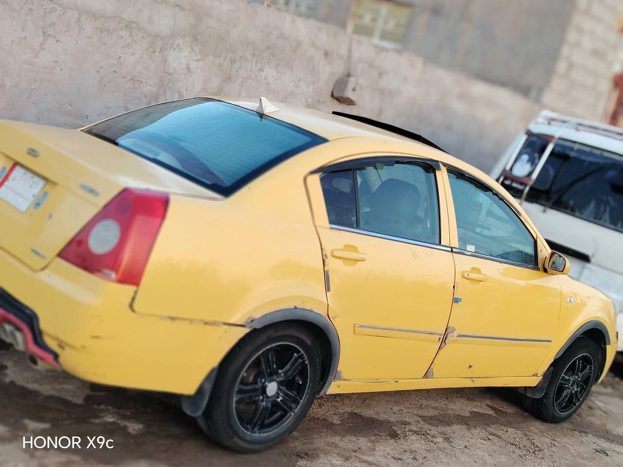 سلام عليكم سياره البيع بسمي 25 بيه مجال ***********
