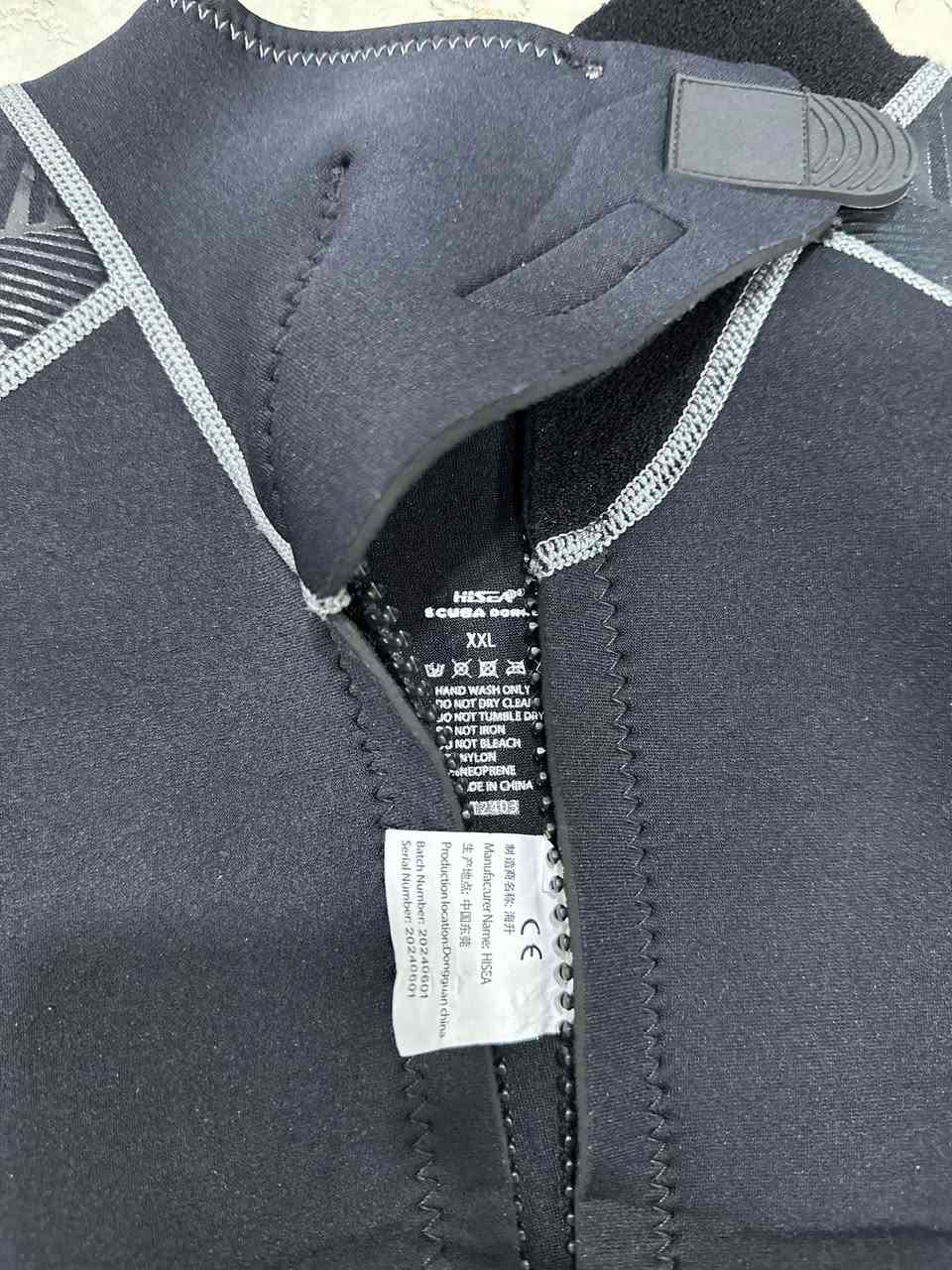 🔥 بدلة Neoprene أصلية خامة ممتازة 🔥
✔️ جديدة بالكامل
✔️ مرنة ومريحة بالحركة
✔️ مناسبة للسباحة والغوص والبحر
✔️ خامة ثقيلة وعزل ممتاز للماء والبرودة
✔️ تصميم رياضي فخم ومرتب

💰 السعر: 80 ألف ويا التوصيل
📞 للتواصل: 0780276


**إذا كنت صاحب هذا الإعلان وتريد حذفه لأي سبب، رجاءا أرسل رسالة إلى الدعم الفني**