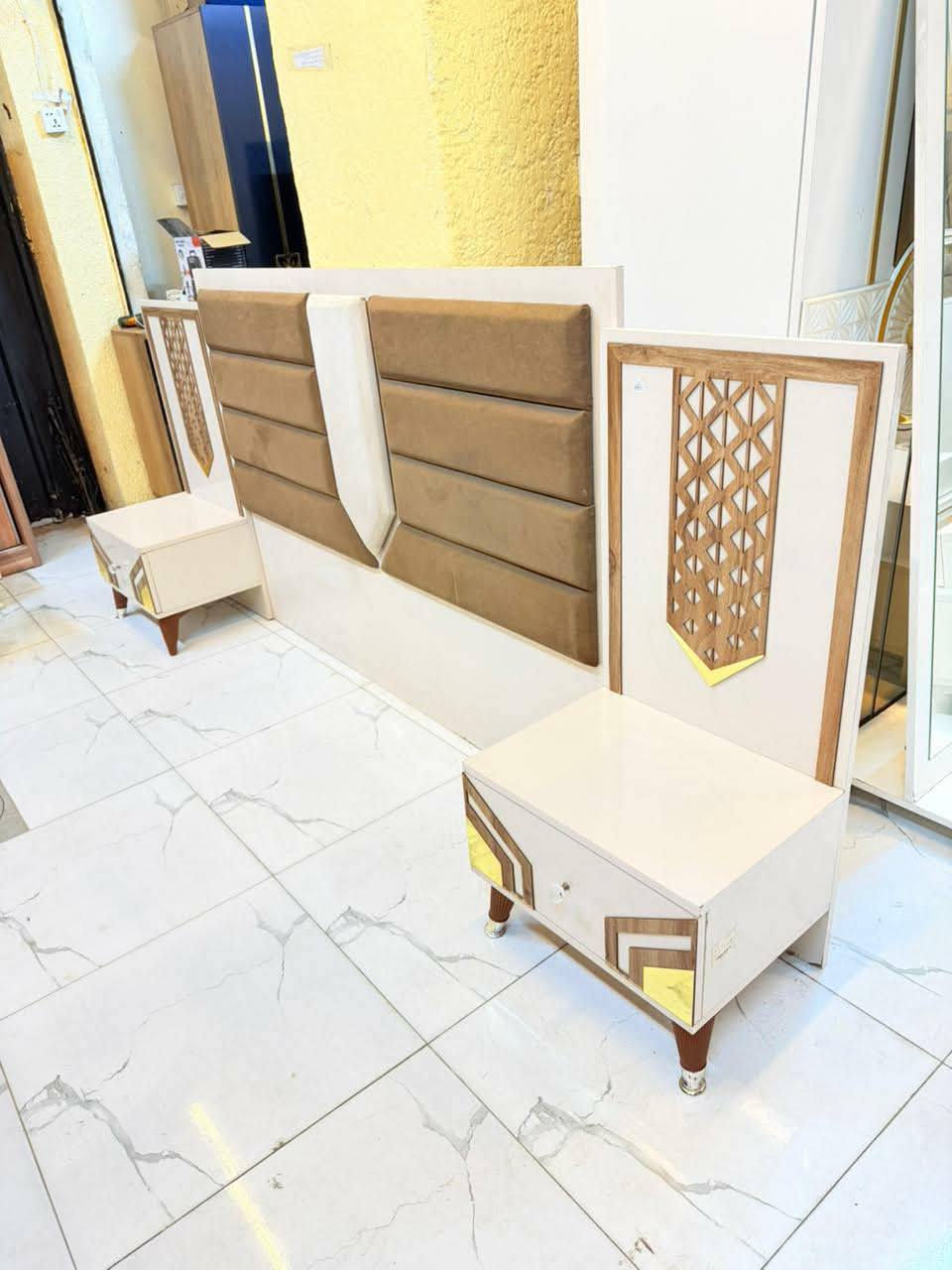 للبيع استفسار حجز وتساب ***********
