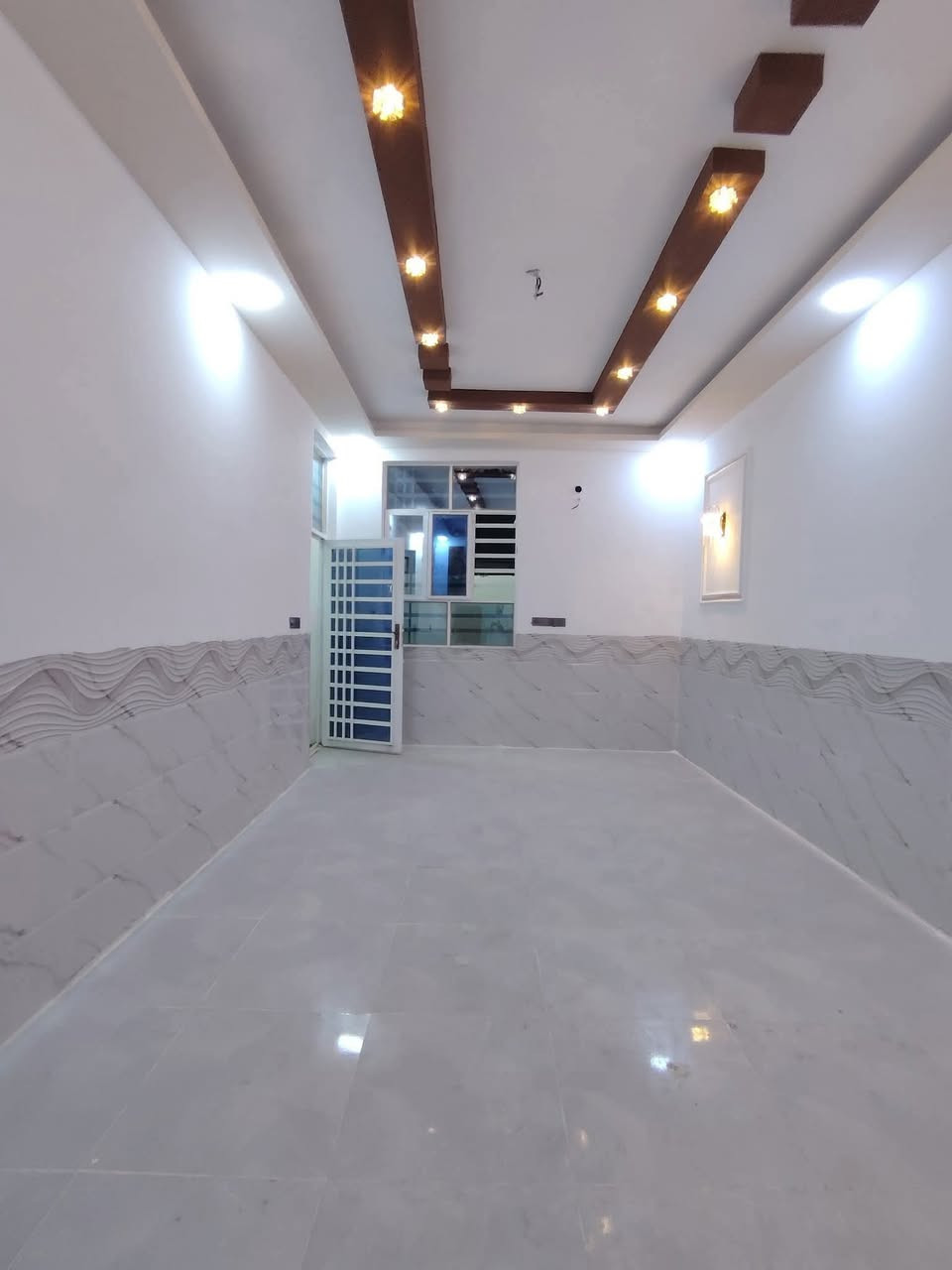 150 متر للبيع غرفتين
طابو زراعي سند 25 قرار محكمه مشمول بالتطويب
بسعر 60 وبي مجال
عنوان البيت نجف مقابل ملحق قرية الغدير
للاستفسار اتصل على ***********أو مراسله واتساب
