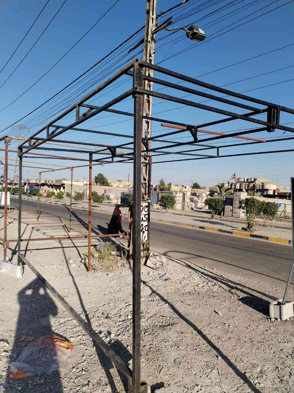 موكب للبيع نزاله٣ مترات ورتفاعه٣ وطوله اربع مترات  ***********
