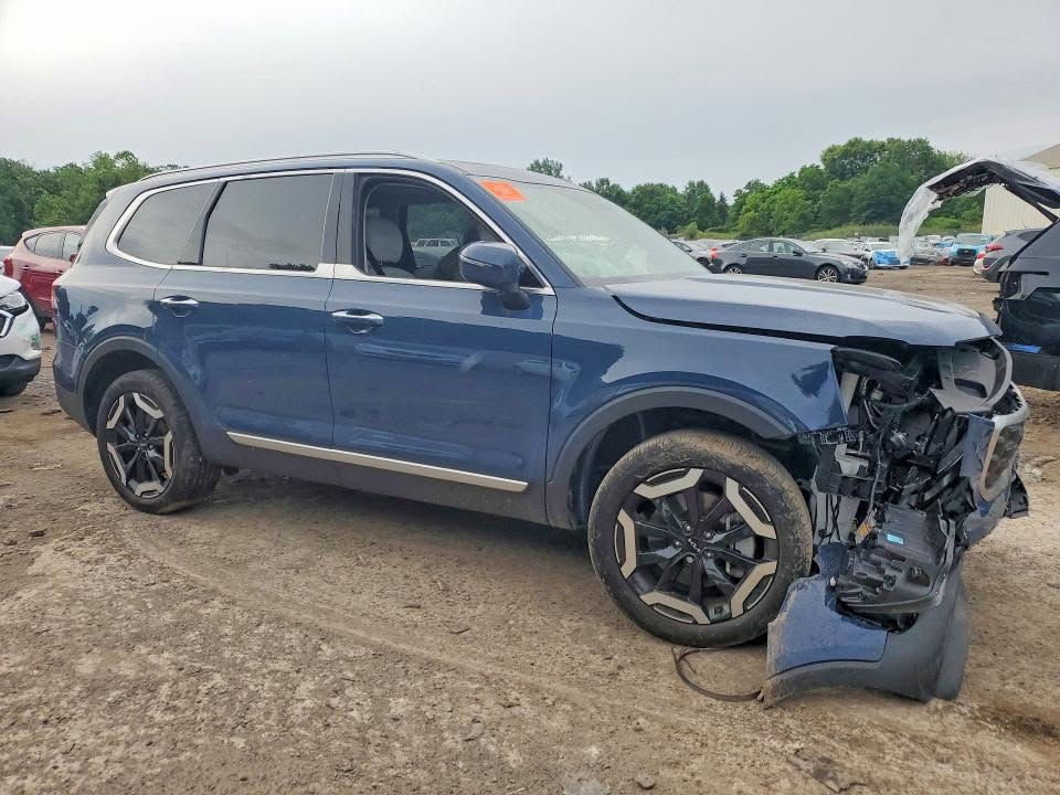 اعلان مزادات 2026-7-20
2025 KIA TELLURIDE S
المواصفات السيارة : في الصور
الضرر المركبة : موضح في الصور
حـالـه الـمركـبـة : تعمل وتسير
‏‎‏‎المسافةالمقطوعة : 6,131 mi
الساعه : 5:00 PM
‏‎نوع المحرك: 3.8L 6
السعر: يحدد في مزاد
قبل شراء السيارة يتم الفحص من الاضرار السابقة من خلال (carFax /
epicVIN) مجانآ
مدة الوصول : 40-60 حسب الولاية و اكتمال اوراق المركبة من المصدر
للأستفسار عن كافة المعلومات يرجى زيارة مقر الشركة
‏أكشن امريكا
البصره - ساحه سعد - محطه لؤلؤه البصرة
متوفر نقل المركبات الى كل من ( العراق - الاردن - تركيا - الامارات )
متوفر نقل المركبات الى كل المنافذ الحدودية والتخليص الكمركي ( ام قصر
- سفوان -طريبيل - ابراهيم الخليل -حاج عمران )
تكاليف النقل مع عموله المكتب تنافسية جداً
للاستفسار الاتصال:
*********** - قاسم مجبل
*********** - مصطفى
