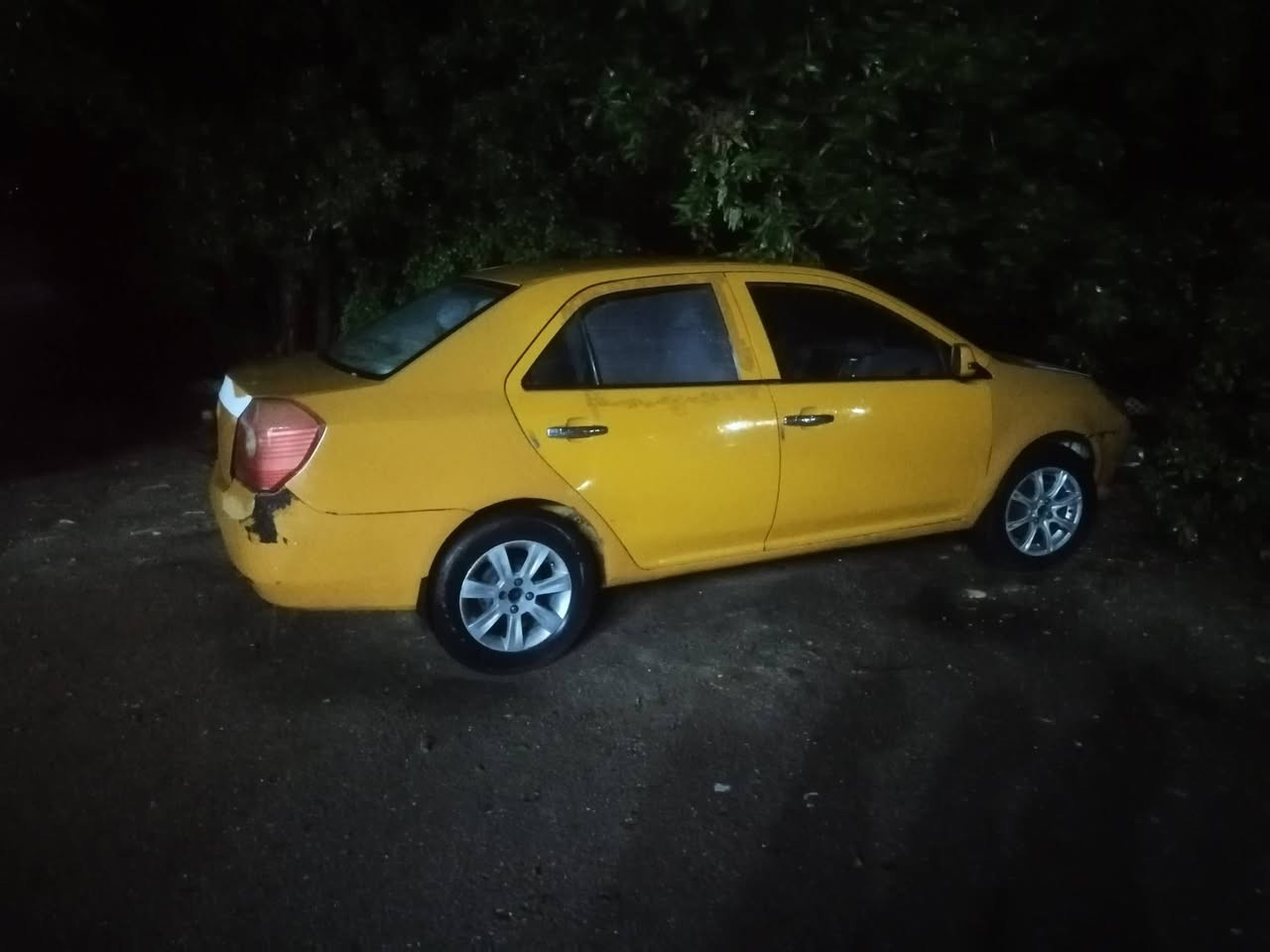 للبيع السعر 13ورقه👉وبيه مجال بيع مستعجل  ام كي ٢٠١٢ 👉 راعيه بلحله بس مواصله السياره نضيفه وحلوه مكان بابل محاويل اتعهدلك سرقه وعشائر ***********
