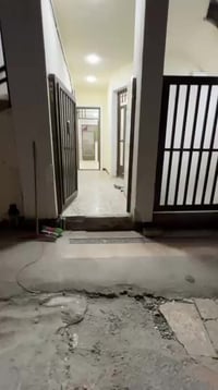 شهداء البياع • ١٠٠م • غرفة