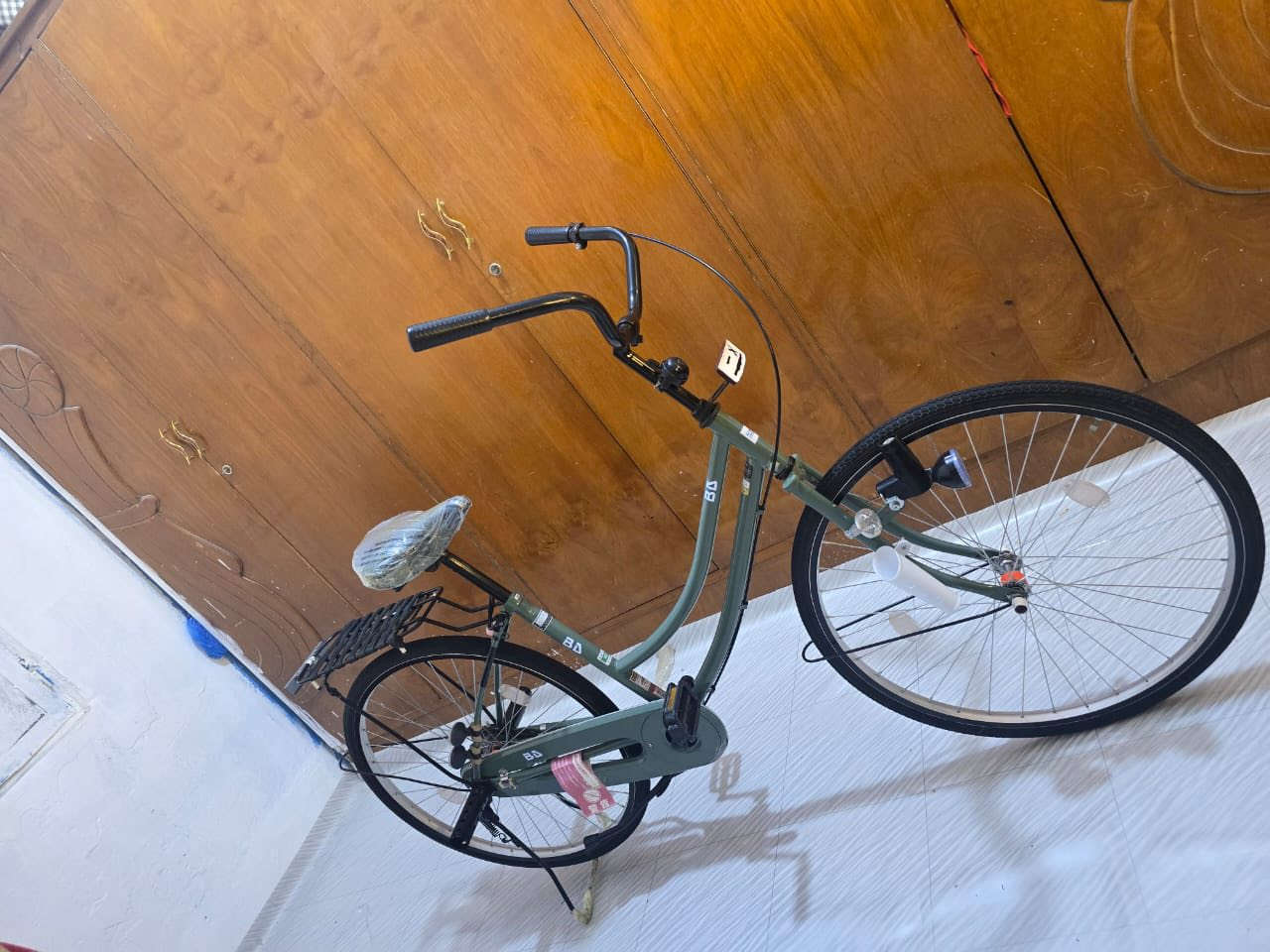 السلام عليكم بايسكل للبيع حرفين مديل 2020سعر 140وبي مجال مكان سماوه قضاء سوير رقم ***********
