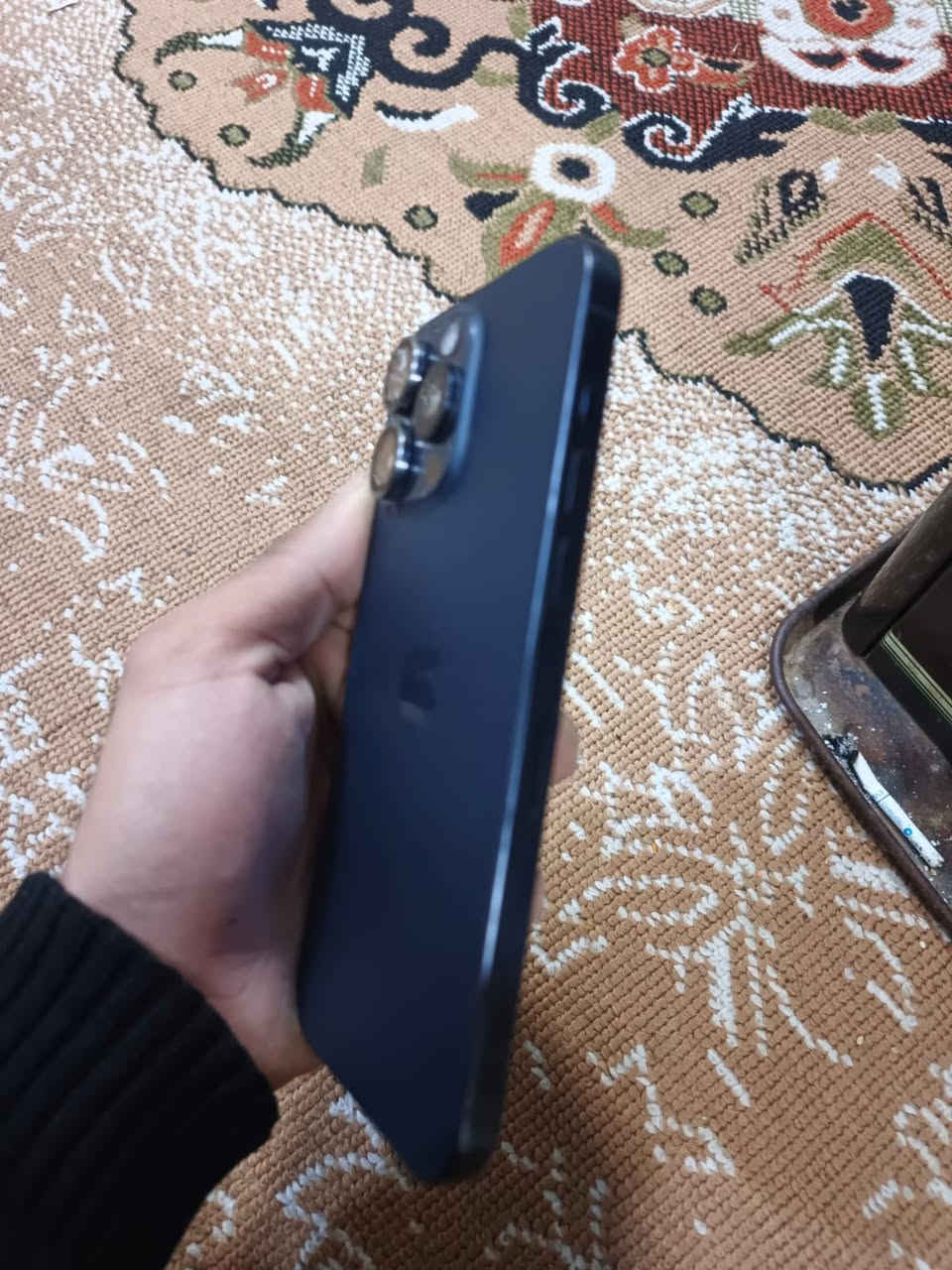 15 برو ماكس
بطاريه 87 
وتر بروف 
كامل ملحقاته كارتونه وكاله 
فول نضافه 
السعر 1050 
***********
