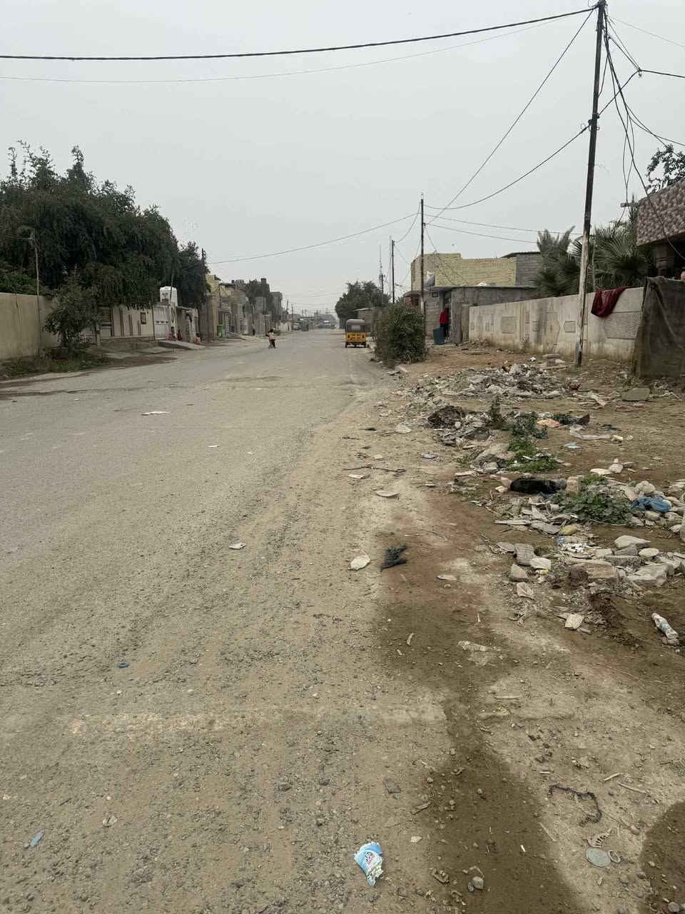 السلام عليكم ورحمة الله.
قطعه ارض للبيع في منطقة الكماليه نهايه شارع المصرف بلزراعي المساحه 250م.
الواجهه 7.5*33.5 للاستفسار مراسله الصفحه او الاتصال *********** المنطقة خدمات كامله ماء ومجاري تبليط..
