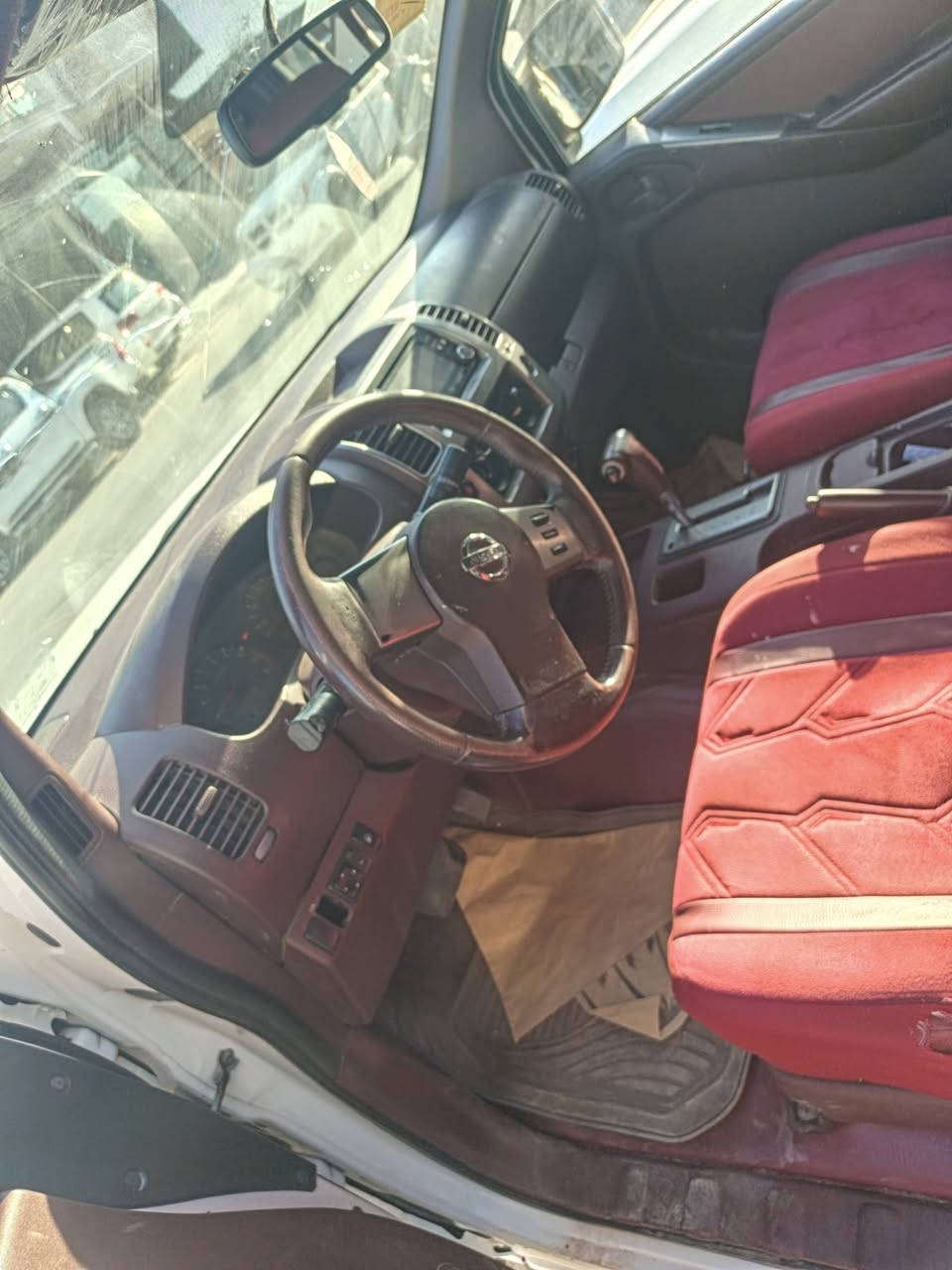 نيفارا موديل ٢٠٠٩
كير اوتو 
كفاله من الصبغ 
بي بارد بسيط باب البدي 
كير محرك تبريد جاهز للاخير
رقم انبار مشروع وطني
السعر ٩٥ مجال بسيط 
***********
‏‪***********‬‏
المكان الانبار هيت
