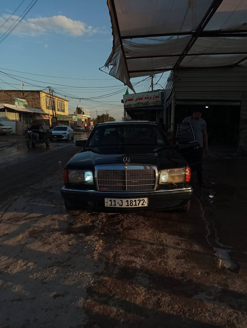 سلام عليكم.
(للبيع و المراوس)(بهبهان)

مرسيدس رئاسي 
موديل 90 باب طويل.

مكينه محور (رأس الثور) vvt
محرك 3000.

كشنات كهربائي اربعتهن (الكدام والي وره)
فتحه قماره.

منظومه زنون كامله . 

تخم تأير جديد.

(مداور ثاني يوم)

.
السياره جاهزه ومرتبه.
المكان :النجف الاشرف.


**إذا كنت صاحب هذا الإعلان وتريد حذفه لأي سبب، رجاءا أرسل رسالة إلى الدعم الفني**